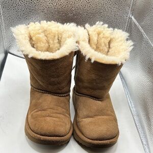 Pre-owned UGG Brown Shearling Boots with Ribbon Detail